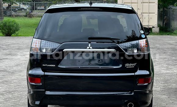 Nunua Imported Mitsubishi Outlander Nyeupe Gari ndani ya Dar es Salaam nchini Dar es Salaam Nunua Imported Mitsubishi Outlander Nyeupe Gari ndani ya Dar es Salaam nchini Dar es Salaam