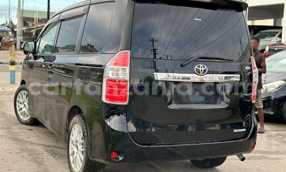 Buy New Toyota Noah Black Car in Dar es Salaam in Dar es Salaam Buy New Toyota Noah Black Car in Dar es Salaam in Dar es Salaam