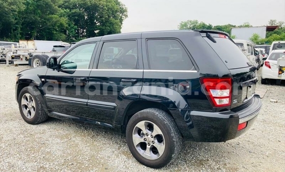 Nunua Imported Jeep Grand Cherokee Nyeusi Gari ndani ya Dar es Salaam nchini Dar es Salaam Nunua Imported Jeep Grand Cherokee Nyeusi Gari ndani ya Dar es Salaam nchini Dar es Salaam