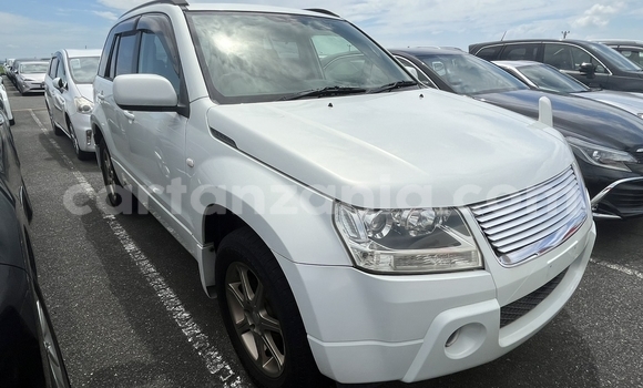 Buy Import Suzuki Escudo White Car in Dar es Salaam in Dar es Salaam Buy Import Suzuki Escudo White Car in Dar es Salaam in Dar es Salaam