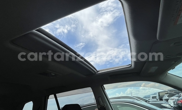 Buy Import Suzuki Escudo White Car in Dar es Salaam in Dar es Salaam Buy Import Suzuki Escudo White Car in Dar es Salaam in Dar es Salaam