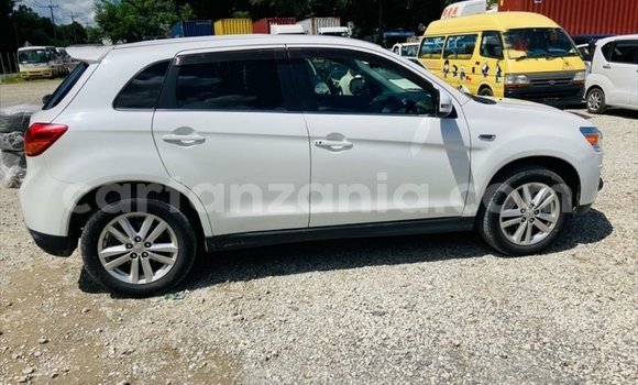 Buy Import Mitsubishi RVR Other Car in Dar es Salaam in Dar es Salaam Buy Import Mitsubishi RVR Other Car in Dar es Salaam in Dar es Salaam