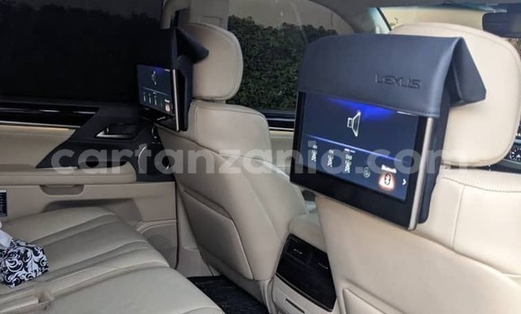 Nunua Imported Lexus LX 570 Nyeusi Gari ndani ya Dar es Salaam nchini Dar es Salaam Nunua Imported Lexus LX 570 Nyeusi Gari ndani ya Dar es Salaam nchini Dar es Salaam