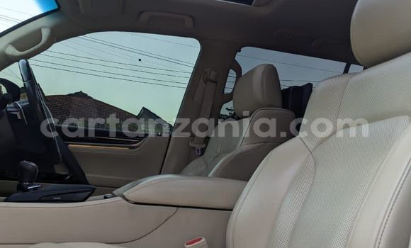 Nunua Imported Lexus LX 570 Nyeusi Gari ndani ya Dar es Salaam nchini Dar es Salaam Nunua Imported Lexus LX 570 Nyeusi Gari ndani ya Dar es Salaam nchini Dar es Salaam