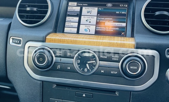 Nunua Imported Land Rover Discovery Nyeusi Gari ndani ya Dar es Salaam nchini Dar es Salaam Nunua Imported Land Rover Discovery Nyeusi Gari ndani ya Dar es Salaam nchini Dar es Salaam