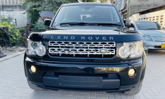 Nunua Imported Land Rover Discovery Nyeusi Gari ndani ya Dar es Salaam nchini Dar es Salaam Nunua Imported Land Rover Discovery Nyeusi Gari ndani ya Dar es Salaam nchini Dar es Salaam