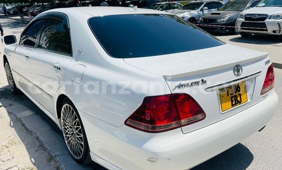 Nunua Ilio tumika Toyota Crown Nyeupe Gari ndani ya Dar es Salaam nchini Dar es Salaam Nunua Ilio tumika Toyota Crown Nyeupe Gari ndani ya Dar es Salaam nchini Dar es Salaam