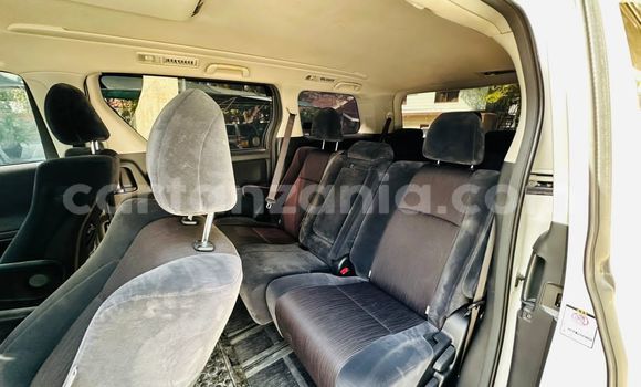 Buy Used Toyota Alphard White Car in Dar es Salaam in Dar es Salaam Buy Used Toyota Alphard White Car in Dar es Salaam in Dar es Salaam