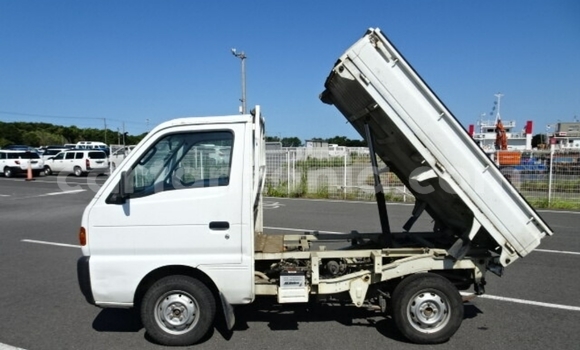 Buy Import Suzuki Carry White Truck in Dar es Salaam in Dar es Salaam Buy Import Suzuki Carry White Truck in Dar es Salaam in Dar es Salaam