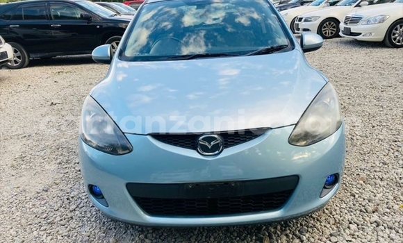 Nunua Imported Mazda Demio Nyingine Gari ndani ya Dar es Salaam nchini Dar es Salaam