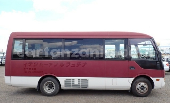 Buy Import Mitsubishi Rossa Other Truck in Dar es Salaam in Dar es Salaam Buy Import Mitsubishi Rossa Other Truck in Dar es Salaam in Dar es Salaam