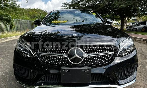 Nunua Imported Mercedes‒Benz C–Class Nyeusi Gari ndani ya Dar es Salaam nchini Dar es Salaam Nunua Imported Mercedes‒Benz C–Class Nyeusi Gari ndani ya Dar es Salaam nchini Dar es Salaam
