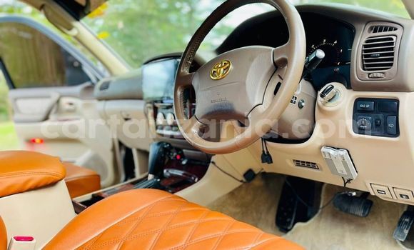 Nunua Imported Toyota Land Cruiser Fedha Gari ndani ya Dar es Salaam nchini Dar es Salaam Nunua Imported Toyota Land Cruiser Fedha Gari ndani ya Dar es Salaam nchini Dar es Salaam