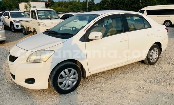 Buy Import Toyota Belta White Car in Dar es Salaam in Dar es Salaam Buy Import Toyota Belta White Car in Dar es Salaam in Dar es Salaam