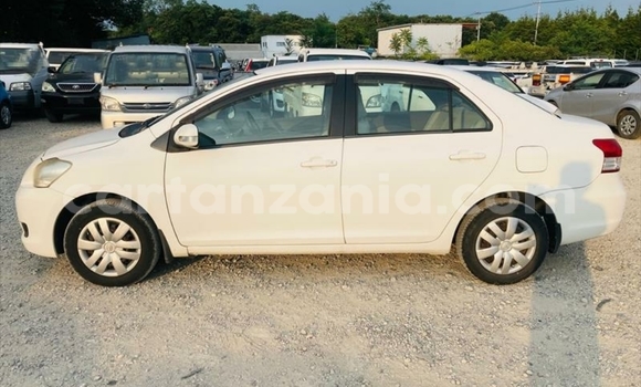 Buy Import Toyota Belta White Car in Dar es Salaam in Dar es Salaam Buy Import Toyota Belta White Car in Dar es Salaam in Dar es Salaam