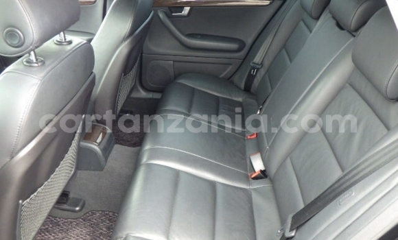 Nunua Imported Audi A4 Nyeusi Gari ndani ya Dar es Salaam nchini Dar es Salaam Nunua Imported Audi A4 Nyeusi Gari ndani ya Dar es Salaam nchini Dar es Salaam