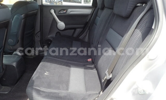 Buy Import Honda CR–V Silver Car in Dar es Salaam in Dar es Salaam Buy Import Honda CR–V Silver Car in Dar es Salaam in Dar es Salaam
