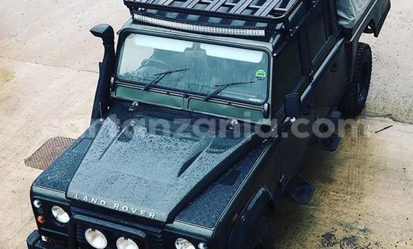 Buy Used Land Rover Defender Black Car in Arusha in Arusha