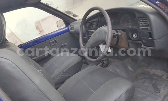 Buy Used Toyota Hilux Blue Car in Dodoma in Dodoma Buy Used Toyota Hilux Blue Car in Dodoma in Dodoma