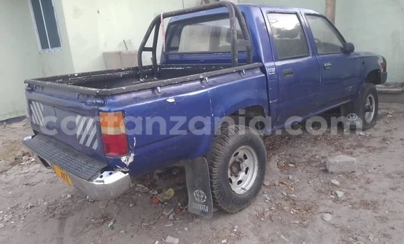 Buy Used Toyota Hilux Blue Car in Dodoma in Dodoma Buy Used Toyota Hilux Blue Car in Dodoma in Dodoma