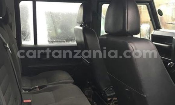 Buy Used Land Rover Defender Black Car in Arusha in Arusha Buy Used Land Rover Defender Black Car in Arusha in Arusha