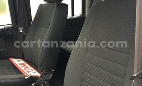 Buy Used Land Rover Defender Black Car in Arusha in Arusha Buy Used Land Rover Defender Black Car in Arusha in Arusha