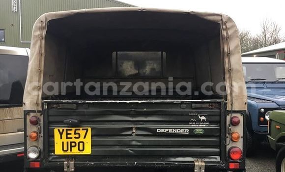 Buy Used Land Rover Defender Black Car in Arusha in Arusha Buy Used Land Rover Defender Black Car in Arusha in Arusha