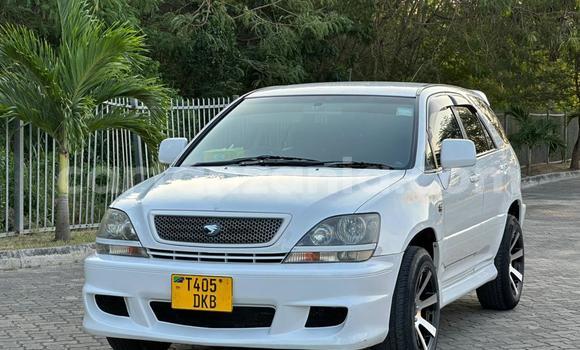 Buy Used Toyota Harrier White Car in Dar es Salaam in Dar es Salaam Buy Used Toyota Harrier White Car in Dar es Salaam in Dar es Salaam