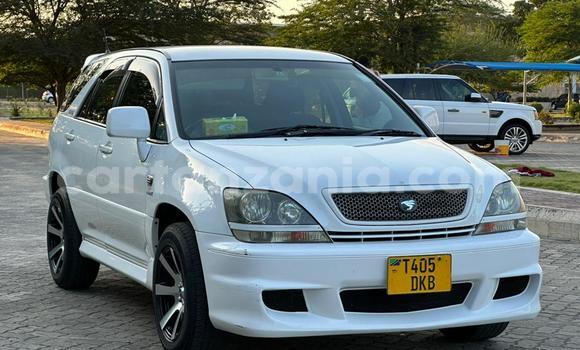 Buy Used Toyota Harrier White Car in Dar es Salaam in Dar es Salaam Buy Used Toyota Harrier White Car in Dar es Salaam in Dar es Salaam
