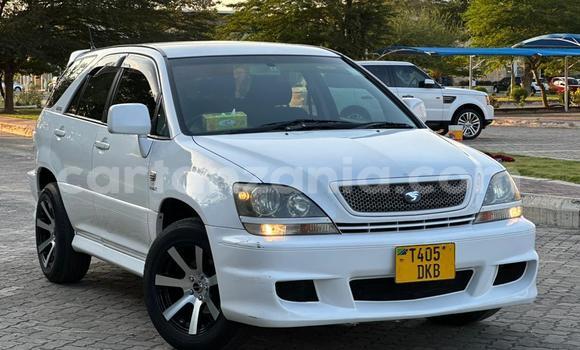 Buy Used Toyota Harrier White Car in Dar es Salaam in Dar es Salaam Buy Used Toyota Harrier White Car in Dar es Salaam in Dar es Salaam