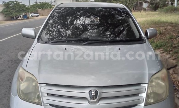 Nunua Ilio tumika Toyota IST Fedha Gari ndani ya Dar es Salaam nchini Dar es Salaam Nunua Ilio tumika Toyota IST Fedha Gari ndani ya Dar es Salaam nchini Dar es Salaam
