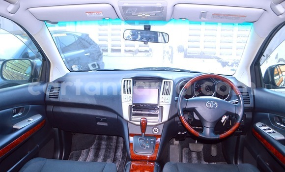 Nunua Ilio tumika Toyota Harrier Nyeusi Gari ndani ya Mwanza nchini Mwanza Nunua Ilio tumika Toyota Harrier Nyeusi Gari ndani ya Mwanza nchini Mwanza