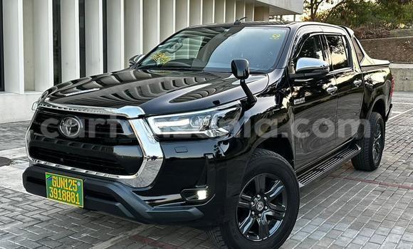 Nunua Imported Toyota Hilux Nyeusi Gari ndani ya Dar es Salaam nchini Dar es Salaam Nunua Imported Toyota Hilux Nyeusi Gari ndani ya Dar es Salaam nchini Dar es Salaam