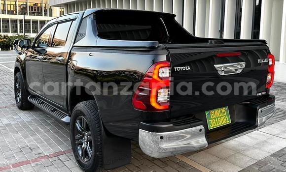 Nunua Imported Toyota Hilux Nyeusi Gari ndani ya Dar es Salaam nchini Dar es Salaam Nunua Imported Toyota Hilux Nyeusi Gari ndani ya Dar es Salaam nchini Dar es Salaam