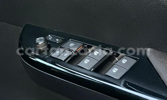 Nunua Imported Toyota Hilux Nyeusi Gari ndani ya Dar es Salaam nchini Dar es Salaam Nunua Imported Toyota Hilux Nyeusi Gari ndani ya Dar es Salaam nchini Dar es Salaam