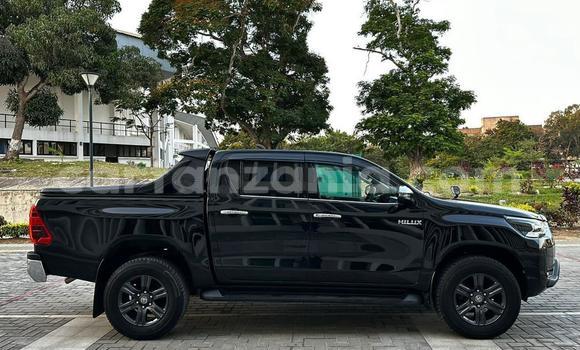 Nunua Imported Toyota Hilux Nyeusi Gari ndani ya Dar es Salaam nchini Dar es Salaam Nunua Imported Toyota Hilux Nyeusi Gari ndani ya Dar es Salaam nchini Dar es Salaam