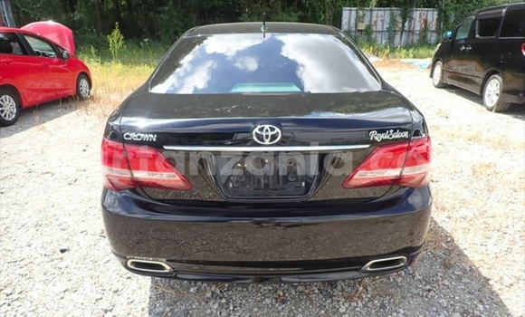 Buy Import Toyota Crown Black Car in Dar es Salaam in Dar es Salaam Buy Import Toyota Crown Black Car in Dar es Salaam in Dar es Salaam
