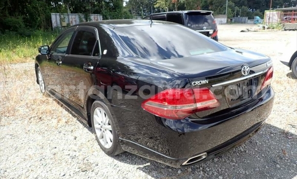 Buy Import Toyota Crown Black Car in Dar es Salaam in Dar es Salaam Buy Import Toyota Crown Black Car in Dar es Salaam in Dar es Salaam