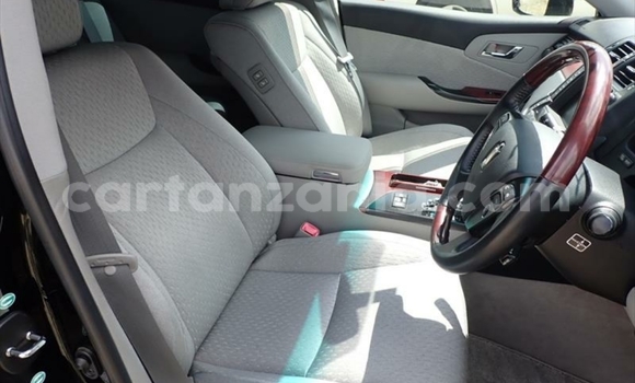 Buy Import Toyota Crown Black Car in Dar es Salaam in Dar es Salaam Buy Import Toyota Crown Black Car in Dar es Salaam in Dar es Salaam