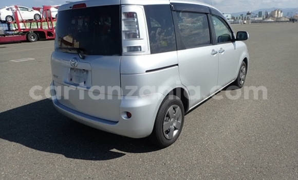 Buy Import Toyota Sienta Silver Car in Dar es Salaam in Dar es Salaam Buy Import Toyota Sienta Silver Car in Dar es Salaam in Dar es Salaam
