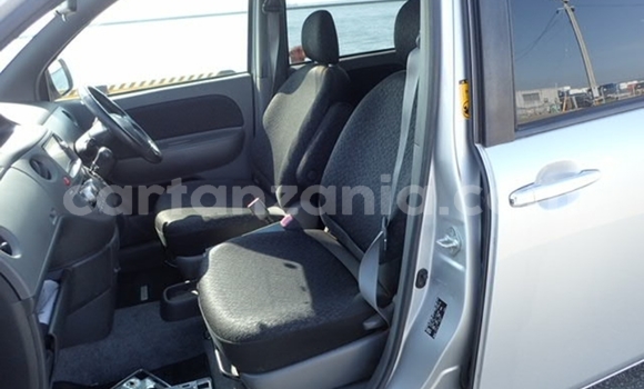Buy Import Toyota Sienta Silver Car in Dar es Salaam in Dar es Salaam Buy Import Toyota Sienta Silver Car in Dar es Salaam in Dar es Salaam