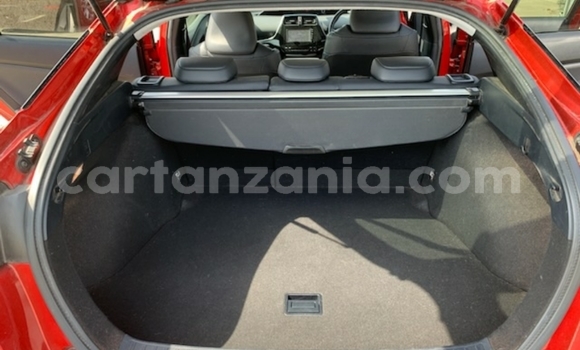 Nunua Imported Toyota Prius Nyekundu Gari ndani ya Dar es Salaam nchini Dar es Salaam Nunua Imported Toyota Prius Nyekundu Gari ndani ya Dar es Salaam nchini Dar es Salaam