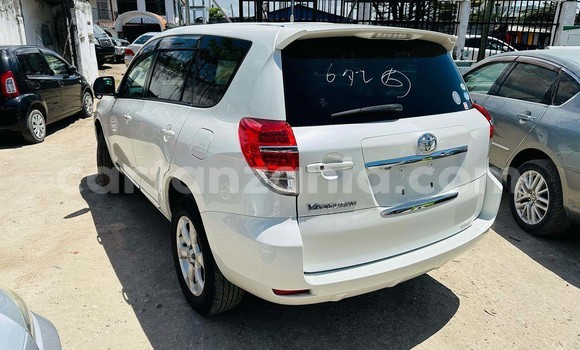 Buy New Toyota Vanguard White Car in Dar es Salaam in Dar es Salaam Buy New Toyota Vanguard White Car in Dar es Salaam in Dar es Salaam