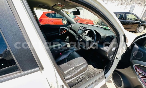 Buy New Toyota Vanguard White Car in Dar es Salaam in Dar es Salaam Buy New Toyota Vanguard White Car in Dar es Salaam in Dar es Salaam