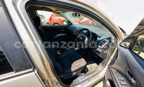 Buy New Mitsubishi Outlander Brown Car in Dar es Salaam in Dar es Salaam Buy New Mitsubishi Outlander Brown Car in Dar es Salaam in Dar es Salaam