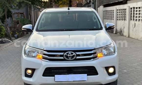 Buy Used Toyota Hilux White Car in Dodoma in Dodoma Buy Used Toyota Hilux White Car in Dodoma in Dodoma