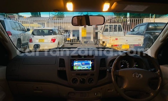 Buy Used Toyota Hilux Black Car in Dodoma in Dodoma Buy Used Toyota Hilux Black Car in Dodoma in Dodoma