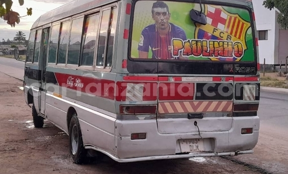 Buy Used Mitsubishi RVR Green Car in Dar es Salaam in Dar es Salaam