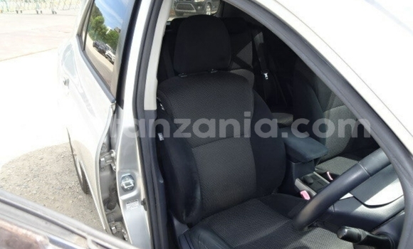 Nunua Imported Toyota Blade Fedha Gari ndani ya Dar es Salaam nchini Dar es Salaam Nunua Imported Toyota Blade Fedha Gari ndani ya Dar es Salaam nchini Dar es Salaam
