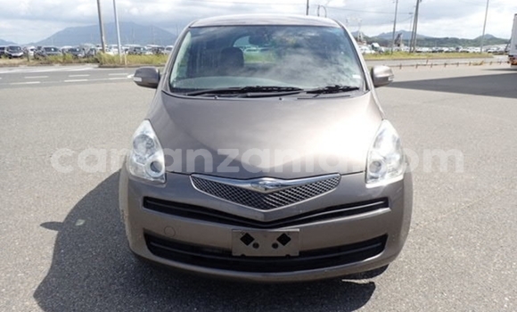 Nunua Imported Toyota Ractis Nyingine Gari ndani ya Dar es Salaam nchini Dar es Salaam